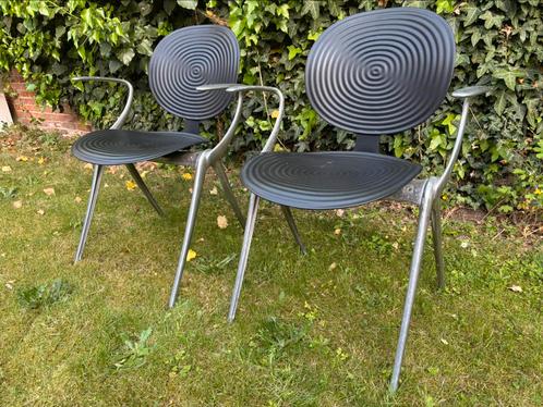 💚💚💚 Vintage design stoelen, Huis en Inrichting, Stoelen, Twee, Kunststof, Metaal, Zwart, Ophalen