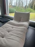 TOGO ligne roset Vintage Chair and Poef by Michel Ducaroy, Comme neuf, Enlèvement, Autres matériaux, Blanc