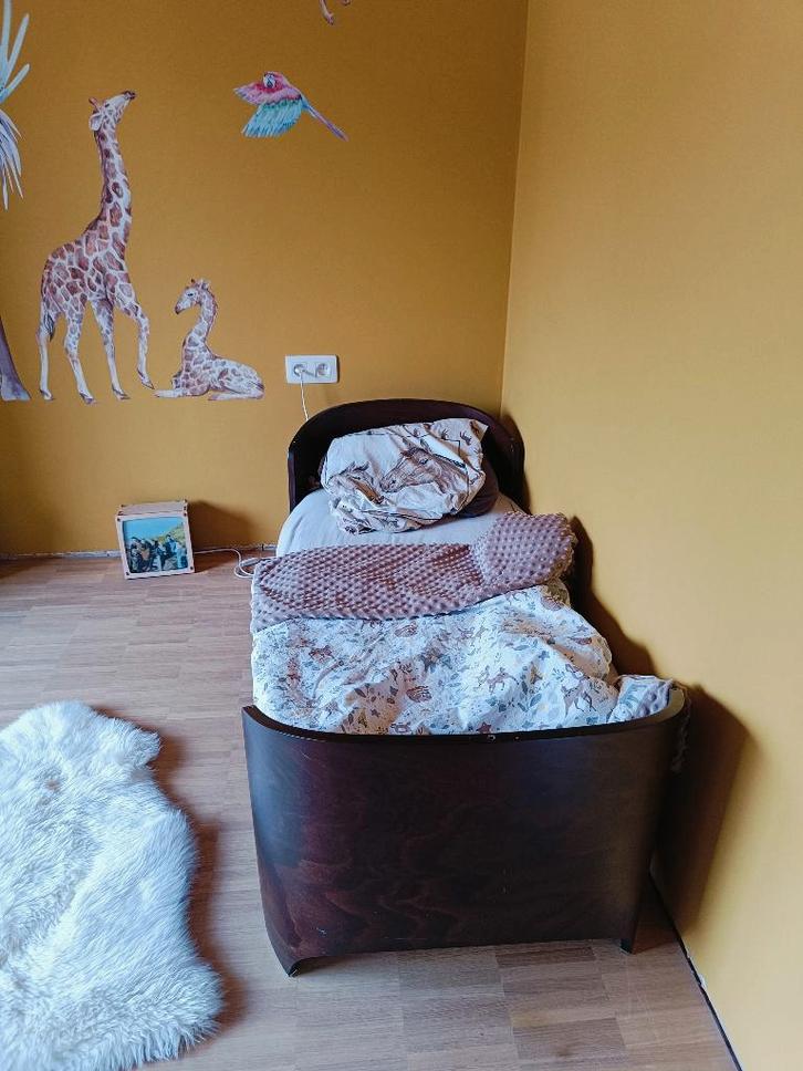 2 bedjes te koop: Leander baby en kinderbed, Kinderen en Baby's, Kinderkamer | Bedden, Gebruikt, Lattenbodem, Matras, Ophalen