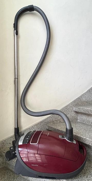 Aspirateur Miele. 60€❗️Livraison gratuit à Région Bruxelles, Electroménager, Enlèvement, Utilisé, Sac à poussière, Aspirateur