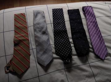 Zijden stropdassen o.a. Boss, Stijn Helsen, Olivier Strelli beschikbaar voor biedingen