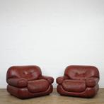 Set van 2 leather lounge chairs Sapporo by Mobil Girgi, Ophalen, Zo goed als nieuw