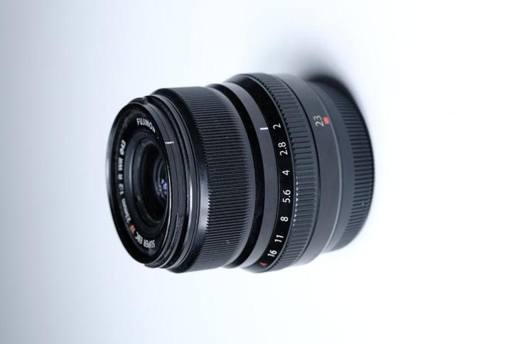 fujifilm xf23mm f/2.0 WR compact lens, Audio, Tv en Foto, Foto | Lenzen en Objectieven, Gebruikt, Standaardlens, Ophalen of Verzenden
