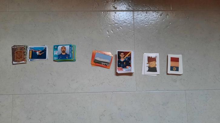 Panini stickers2014, 2016, 2020, 2022 en carrefourclosertoRD, Verzamelen, Stickers, Ophalen of Verzenden