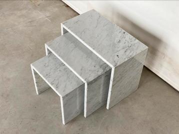 Carrara Nesting Tables beschikbaar voor biedingen