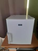 Mini koelkast met diepvries merk zanussi, Elektronische apparatuur, Minder dan 75 liter, Met vriesvak, Gebruikt, Ophalen of Verzenden