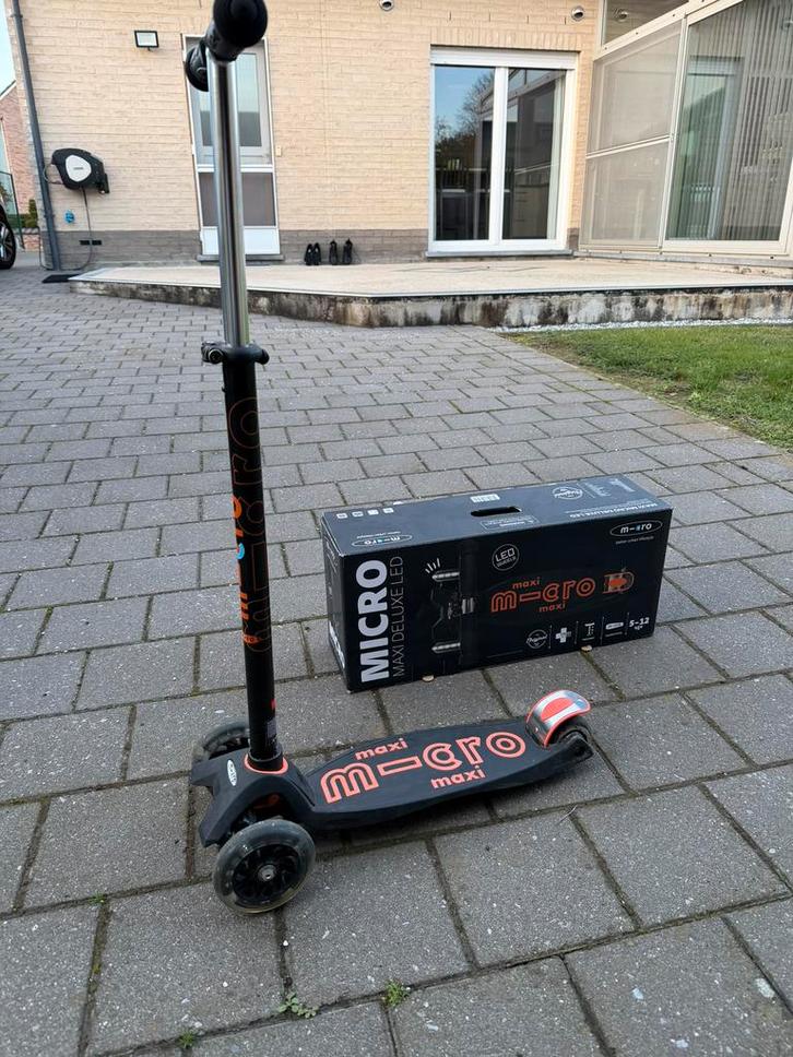 Micro maxi deluxe step, Fietsen en Brommers, Steps, Zo goed als nieuw, Ophalen