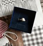 Nieuwe zilveren ring maat 17,5, Nieuw, Ophalen of Verzenden, 17 tot 18, Dame