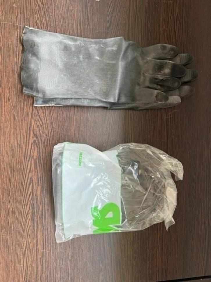 2084. Waterdichte handschoenen / werkhandschoenen, Doe-het-zelf en Bouw, Veiligheidskleding, Nieuw, Ophalen