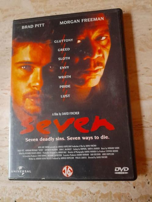 DVD 'Seven' met Brad Pitt en Morgan Freeman, Cd's en Dvd's, Dvd's | Thrillers en Misdaad, Gebruikt, Actiethriller, Vanaf 16 jaar