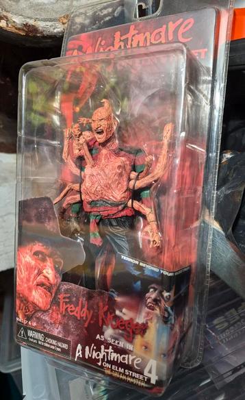 Freddy Krueger 4 officiële figuurcollectie  beschikbaar voor biedingen