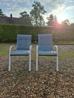 gratis 2 ijzeren tuinstoelen met kussens, Enlèvement, Utilisé, Métal, Empilable