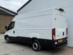 Iveco Daily 35S14 2.3 L2H2 Airco Cruise 3.5ton Trekgewicht L, Auto's, Bestelwagens en Lichte vracht, Gebruikt, Zwart, Iveco, Wit
