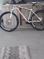 Mountainbike cube 26 inch, Fietsen en Brommers, Ophalen of Verzenden, Zo goed als nieuw
