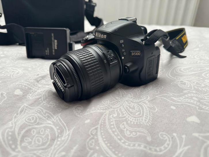 Nikom d5100, Audio, Tv en Foto, Fotocamera's Digitaal, Zo goed als nieuw, Nikon, Ophalen of Verzenden