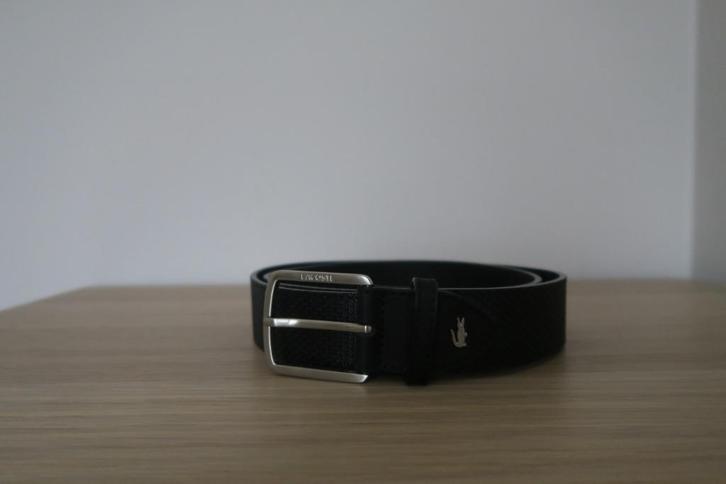 Zwarte lederen riem heren  - Lacoste- M 90, Kleding | Dames, Riemen en Ceinturen, Nieuw, Tailleriem, 90 tot 100 cm, 3 tot 5 cm