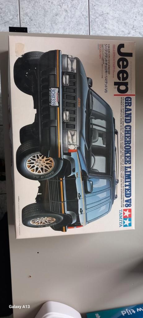 Tamiya grand cherokee limited v8 1993, Hobby en Vrije tijd, Modelbouw | Auto's en Voertuigen, Zo goed als nieuw, Auto, 1:32 tot 1:50