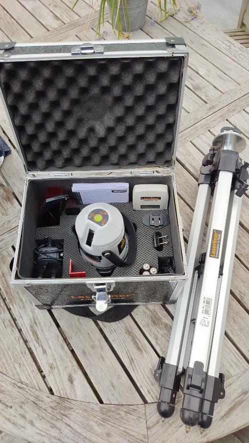 Laser  Laserliner met statief..., Doe-het-zelf en Bouw, Meetapparatuur, Nieuw, Overige meters, Ophalen