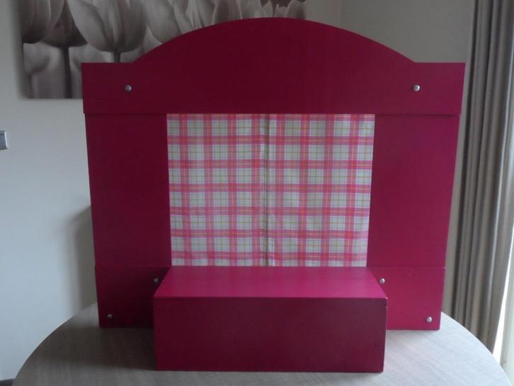 Poppenkast (tafelmodel - eigen creatie), Kinderen en Baby's, Speelgoed | Poppen, Nieuw, Ophalen