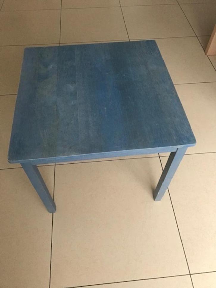 Tafeltje voor kinderen, Kinderen en Baby's, Kinderkamer | Tafels en Stoelen, Zo goed als nieuw, Tafel(s), Ophalen of Verzenden