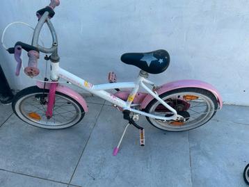 Vélo fille 16 pouce beschikbaar voor biedingen
