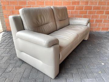 Leder salon / 2;5 zit / als nieuw  beschikbaar voor biedingen