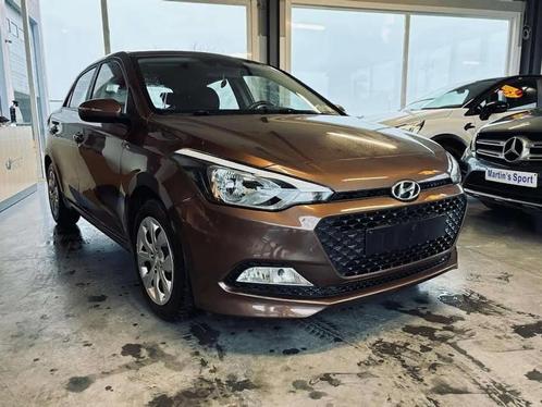 Hyundai i20 1.1 CRDi Intro Edition GARANTIE (bj 2017), Auto's, Hyundai, Bedrijf, Te koop, i20, Airbags, Airconditioning, Bluetooth