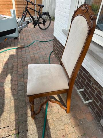 6 stoelen luiksestijl met alkantara bekleed beschikbaar voor biedingen