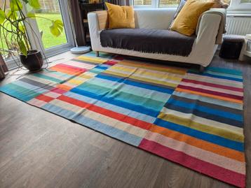 vloerkleed 100% wol beschikbaar voor biedingen