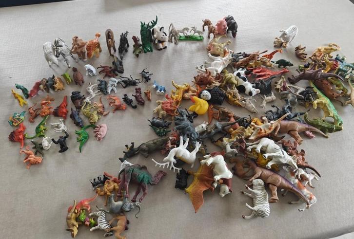 Grote verzameling dieren- en dinosaurusfiguren – + 100  st, Kinderen en Baby's, Speelgoed | Actiefiguren, Gebruikt, Ophalen