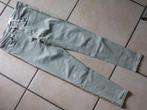 Een groene broek met diamantjes, maat 38, Ophalen, Maat 38/40 (M), Groen
