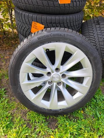 Tesla Model S winterwielen 245/45/19 - Continental beschikbaar voor biedingen