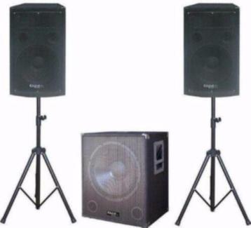 Active zang/disco set 2,1 subwoofer 2 x top speakers CUBE151 beschikbaar voor biedingen