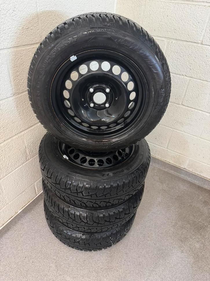 Super kit hiver 4x100 pour corsa pneus Uniroyal comme neufs, Auto-onderdelen, Banden en Velgen, Band(en), Winterbanden, 15 inch