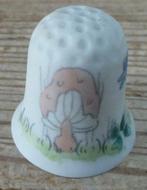 Handbeschilderd vingerhoedje, paddenstoelen, vlinder, herfst, Verzamelen, Overige materialen, Gebruikt, -, -