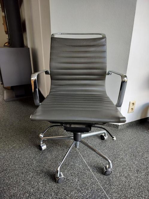 FEEL Furniture bureaustoel ik antraciet, Huis en Inrichting, Bureaustoelen, Zo goed als nieuw, Bureaustoel, Ophalen