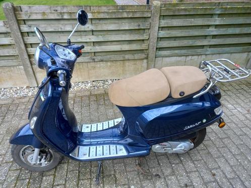 Neco Azzuro gp 50cc, Fietsen en Brommers, Scooters | Vespa, Gebruikt, Overige modellen, Klasse B (45 km/u), Benzine, Ophalen