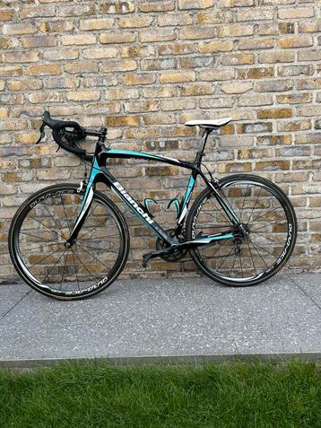 Full Carbon koersfiets Bianchi Vertigo C2C, Enlèvement, Comme neuf, Carbone