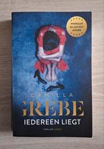 Iedereen liegt, van Camilla Grebe, Boeken, Ophalen
