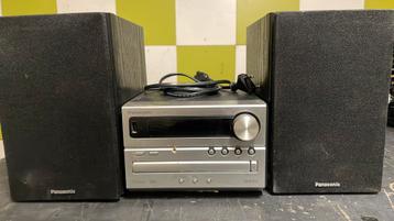 Cd speler, radio, bluetooth speaker beschikbaar voor biedingen