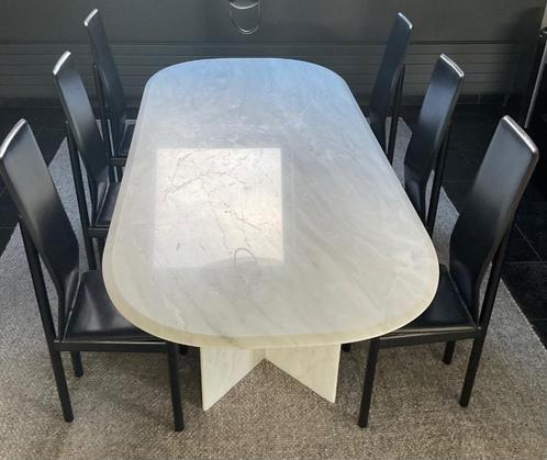 Tafel in carrara marmer, Huis en Inrichting, Tafels | Eettafels, Zo goed als nieuw, 100 tot 150 cm, 200 cm of meer, Vijf personen of meer