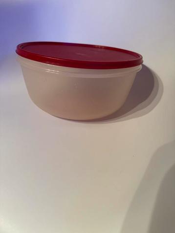 Vintage grote Tupperware kom / pot / bowl  beschikbaar voor biedingen