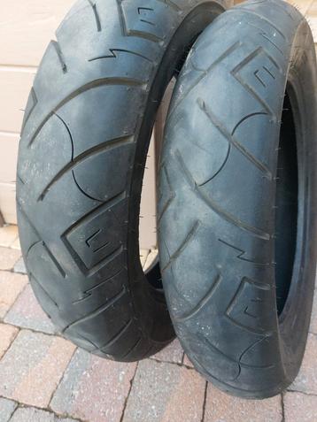 Shinko banden in prima staat. voorband 130/90 B16 achterband beschikbaar voor biedingen