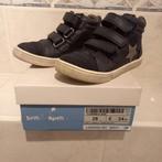 Chaussure pour fille ou garçon pointure 28 NEUF, Enlèvement, Neuf
