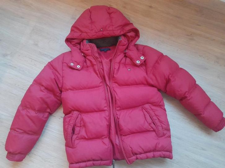 Tommy hilfiger winterjas maat 128  zeer mooie staat, Kinderen en Baby's, Kinderkleding | Maat 128, Jas, Ophalen of Verzenden
