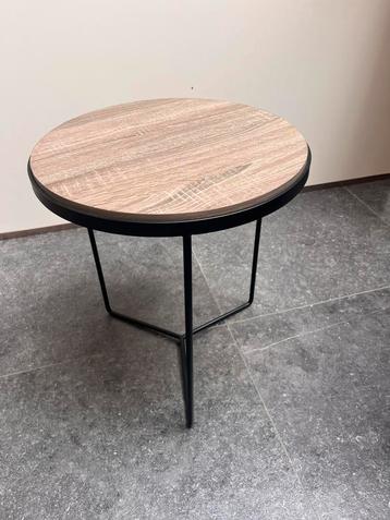 Bijzettafel (Pomax) beschikbaar voor biedingen