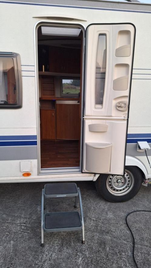 Hobby caravan 495 UFE, Caravans en Kamperen, Caravans, Particulier, tot en met 4, 1250 - 1500 kg, Rondzit, Hobby, Vast bed, 6 tot 7 meter
