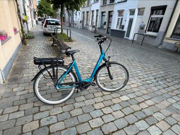 Prachtige Nieuwstaat Stella Livorno Middenmotor 240 km !!! beschikbaar voor biedingen