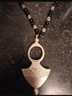 Toeareg halsketting, Enlèvement, Argent, Argent