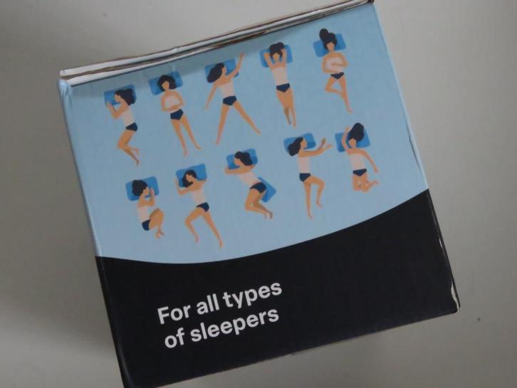 Sleepies Memory Foam Hoofdkussen NIEUW (3 stuks beschikbaar), Huis en Inrichting, Slaapkamer | Beddengoed, Nieuw, Kussen, Eenpersoons